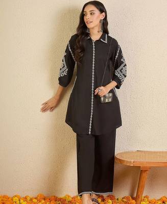Women Ethnic Motifs Embroidered Regular Thread Work Pure Cotton Kurta with Trousers 2