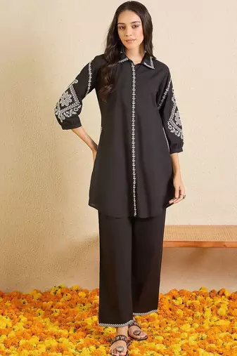 Women Ethnic Motifs Embroidered Regular Thread Work Pure Cotton Kurta with Trousers