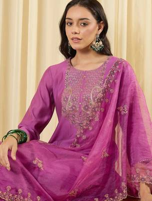 Women Ethnic Motifs Embroidered Regular Thread Work Kurta with Trousers & With Dupatta 1