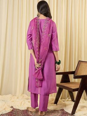Women Ethnic Motifs Embroidered Regular Thread Work Kurta with Trousers & With Dupatta 3