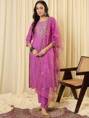Women Ethnic Motifs Embroidered Regular Thread Work Kurta with Trousers & With Dupatta 6