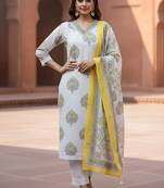 Ethnic Motifs Printed Regular Pure Cotton Straight Kurta With Trousers & Dupatta