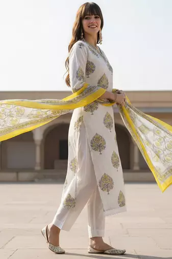 Ethnic Motifs Printed Regular Pure Cotton Straight Kurta With Trousers & Dupatta