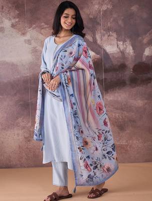 Self Design Regular Thread Work Kurta With Trousers & Dupatta 2