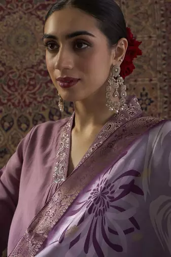 Floral Embroidered Thread Work Straight Kurta With Trousers & Dupatta