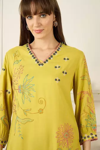 Floral Printed Thread Work Pure Cotton Kurta With Palazzos