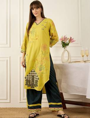 Floral Printed Thread Work Pure Cotton Kurta With Palazzos 4