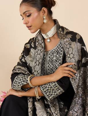 Women Ethnic Motifs Embroidered Regular Kurta with Trousers & With Dupatta 3