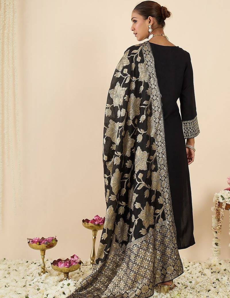 Women Ethnic Motifs Embroidered Regular Kurta with Trousers & With Dupatta