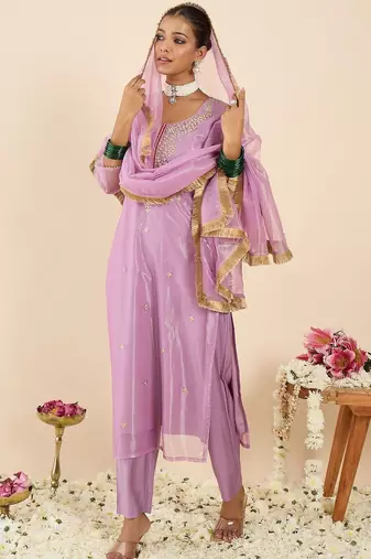 Women Ethnic Motifs Embroidered Regular Kurta with Trousers & With Dupatta