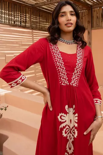 Women Ethnic Motifs Embroidered A-Line Kurta with Palazzos