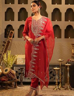 Women Ethnic Motifs Embroidered Regular Kurta with Trousers & With Dupatta 5