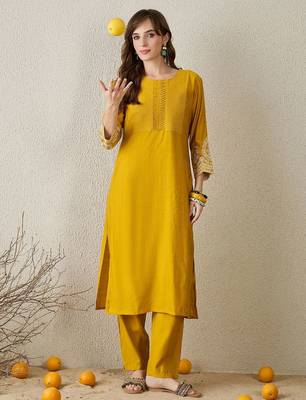 Women Mustard Ethnic Motifs Embroidered Regular Straight Kurta Sets 1