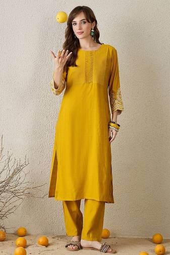 Women Mustard Ethnic Motifs Embroidered Regular Straight Kurta Sets