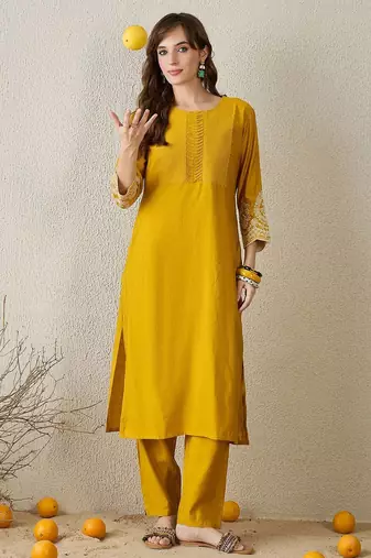 Women Mustard Ethnic Motifs Embroidered Regular Straight Kurta Sets