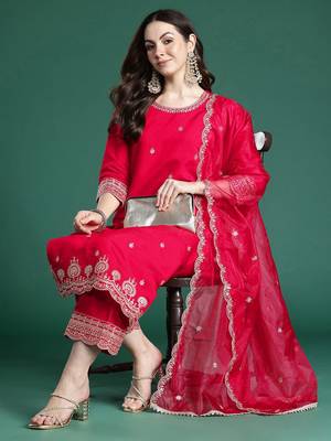 Ethnic Motifs Embroidered Sequinned Kurta With Trousers & Dupatta 7