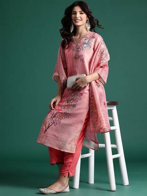 Floral Printed Sequinned Kurta With Trousers & Dupatta 8