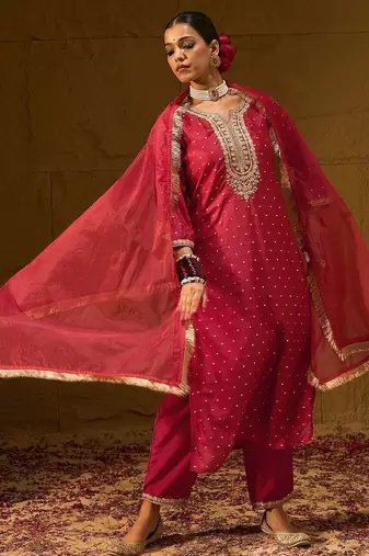 Red Embroidered Chanderi Silk Straight Zari Kurta With Trousers & Dupatta