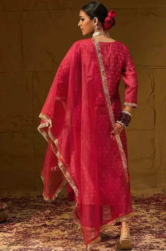 Red Embroidered Chanderi Silk Straight Zari Kurta With Trousers & Dupatta
