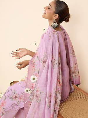 Women Floral Printed Regular Thread Work Linen Kurta with Trousers & With Dupatta 2
