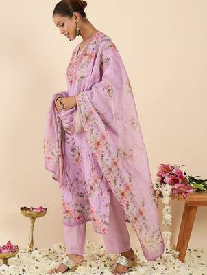 Women Floral Printed Regular Thread Work Linen Kurta with Trousers & With Dupatta 6