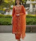 Women Ethnic Motifs Embroidered Regular Thread Work Kurta with Trousers & With Dupatta