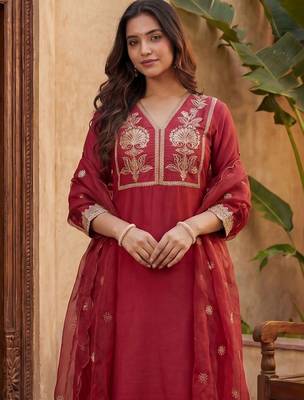 Women Ethnic Motifs Embroidered Regular Kurta with Trousers & With Dupatta 2