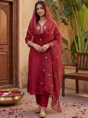 Women Ethnic Motifs Embroidered Regular Kurta with Trousers & With Dupatta 3