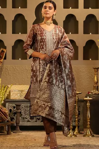 Women Ethnic Motifs Regular Kurta with Trousers & With Dupatta