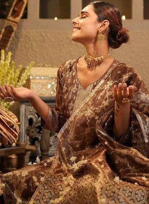 Women Ethnic Motifs Regular Kurta with Trousers & With Dupatta 2