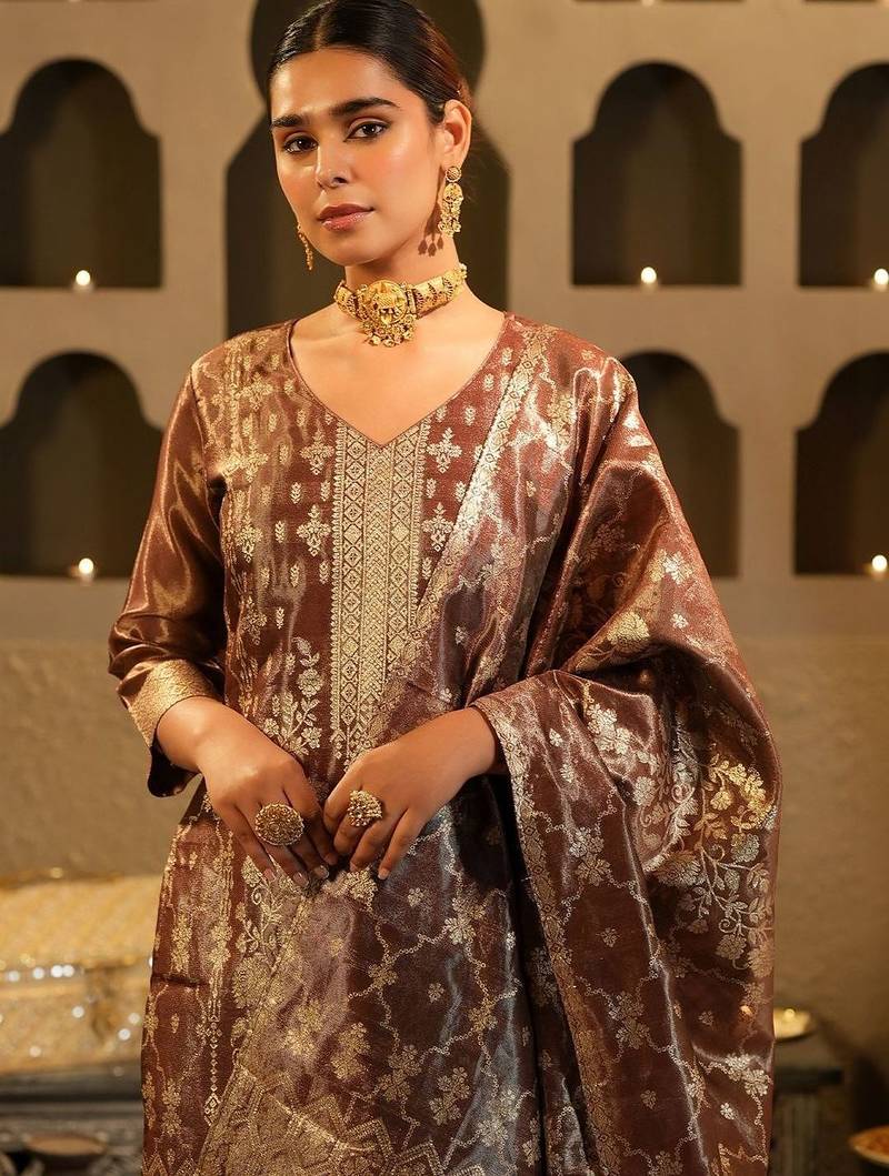 Women Ethnic Motifs Regular Kurta with Trousers & With Dupatta