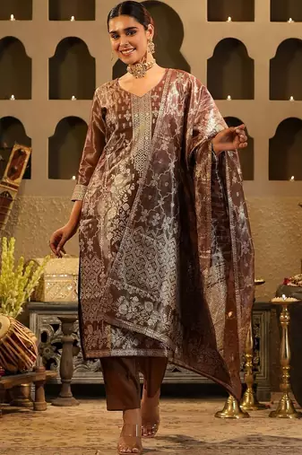 Women Ethnic Motifs Regular Kurta with Trousers & With Dupatta