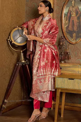 Women Ethnic Motifs Regular Kurta with Trousers & With Dupatta