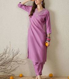 Women Ethnic Motifs Embroidered Regular Thread Work Kurta with Trousers