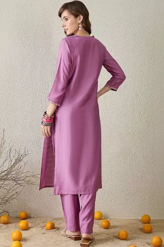 Women Ethnic Motifs Embroidered Regular Thread Work Kurta with Trousers