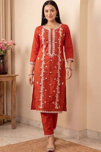 Women Ethnic Motifs Embroidered Regular Thread Work Kurta with Trousers