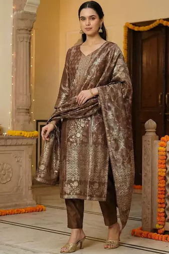 Women Regular Kurta with Trousers & With Dupatta