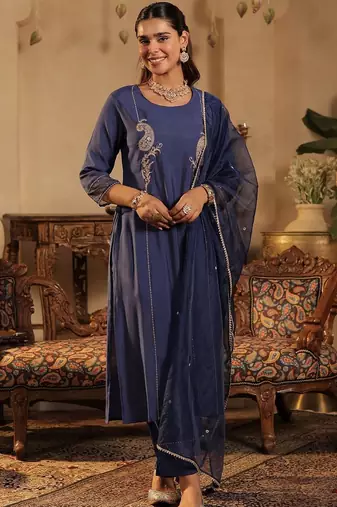 Women Ethnic Motifs Embroidered Regular Thread Work Kurta with Trousers & With Dupatta
