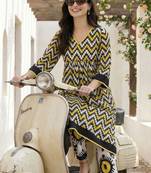Women Printed Regular Pure Cotton Kurta with Trousers