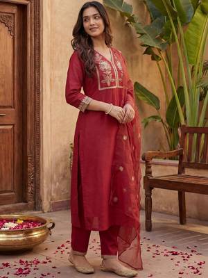 Women Ethnic Motifs Embroidered Regular Kurta with Trousers & With Dupatta 6
