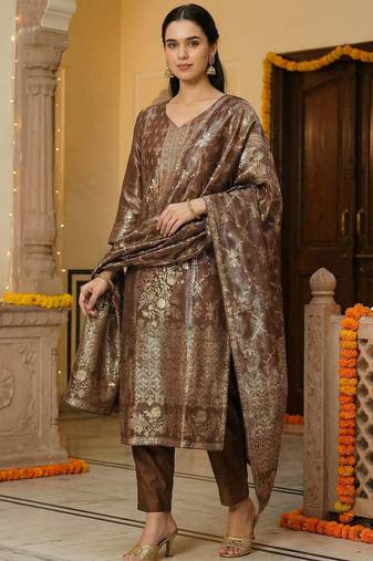Women Ethnic Motifs Regular Kurta with Trousers & With Dupatta