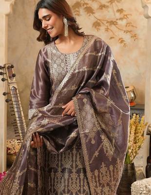 Women Ethnic Motifs Regular Kurta with Trousers & With Dupatta 1