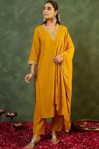 Women Ethnic Motifs Embroidered Regular Sequinned Kurta with Trousers & With Dupatta