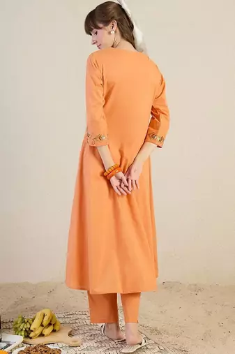 Women Ethnic Motifs Embroidered Panelled Thread Work Pure Cotton Kurta with Trousers