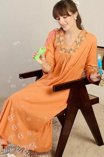 Women Ethnic Motifs Embroidered Panelled Thread Work Pure Cotton Kurta with Trousers