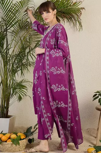 Women Floral Printed Regular Sequinned Cotton Kurta with Trousers & Dupatta