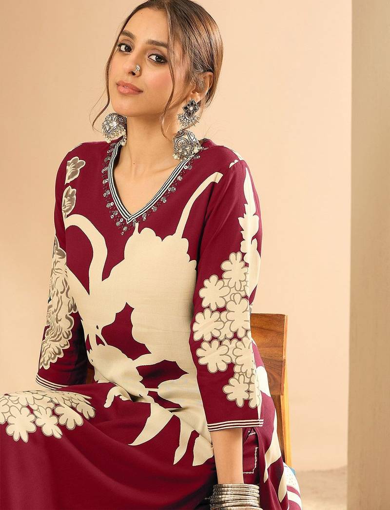 Women Floral Printed Regular Sequinned Kurta with Salwar
