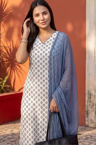 Women Ethnic Motifs Printed Regular Pure Cotton Kurta with Trousers & With Dupatta