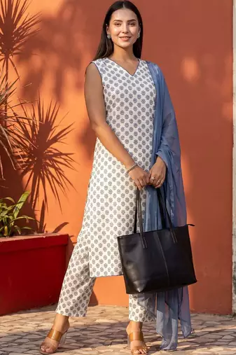 Women Ethnic Motifs Printed Regular Pure Cotton Kurta with Trousers & With Dupatta