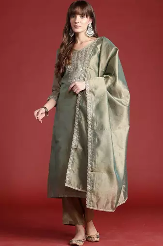Women Ethnic Motifs Embroidered Regular Thread Work Liva Kurta with Trousers & With Dupatta